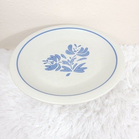 Pfaltzgraff Dining Vintage Pfaltzgraff Yorktowne Dinner Plate White